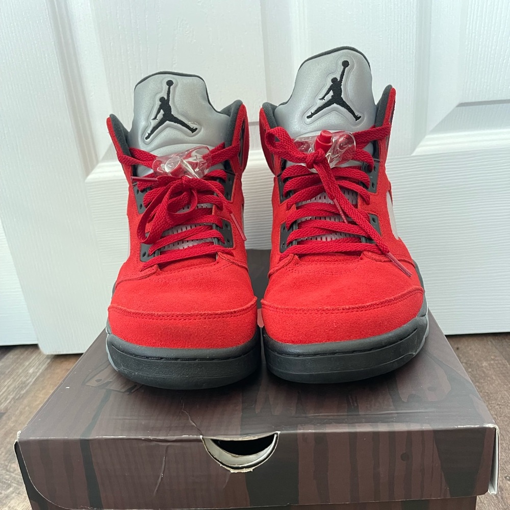 Air Jordan 5 Retro ‘Raging Bull’